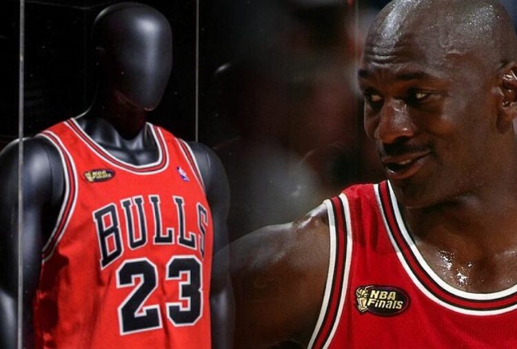 Pagaron por una camiseta de Jordan más dinero que por una de Maradona