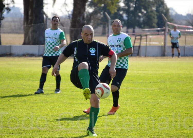 Regatas lidera el Senior, escoltado por Argentino y Defensores