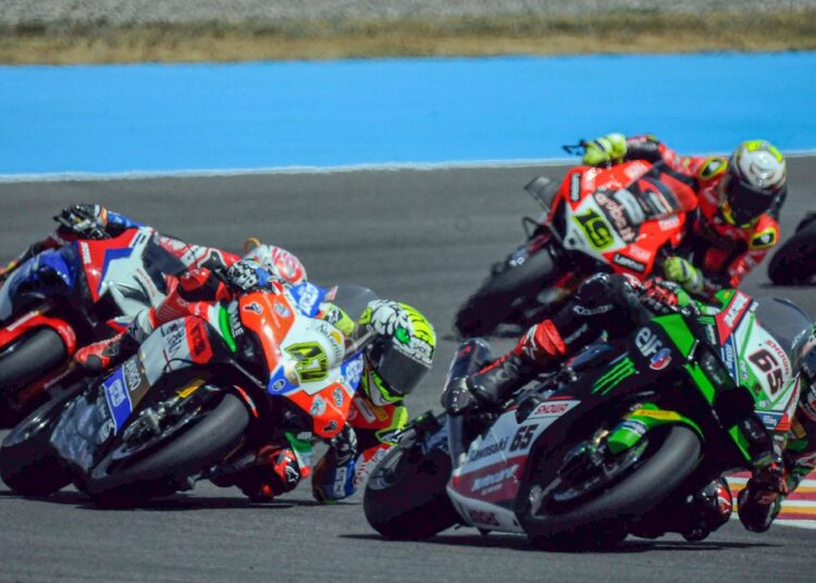 El español Álvaro Bautista ganó en San Juan