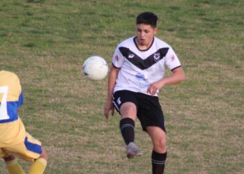 Las divisiones inferiores se ponen al dia y las Tablas de posiciones estan de la siguiente manera