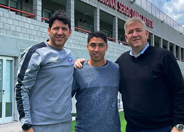 Salió de prisión y el club donde surgió le abrió las puertas