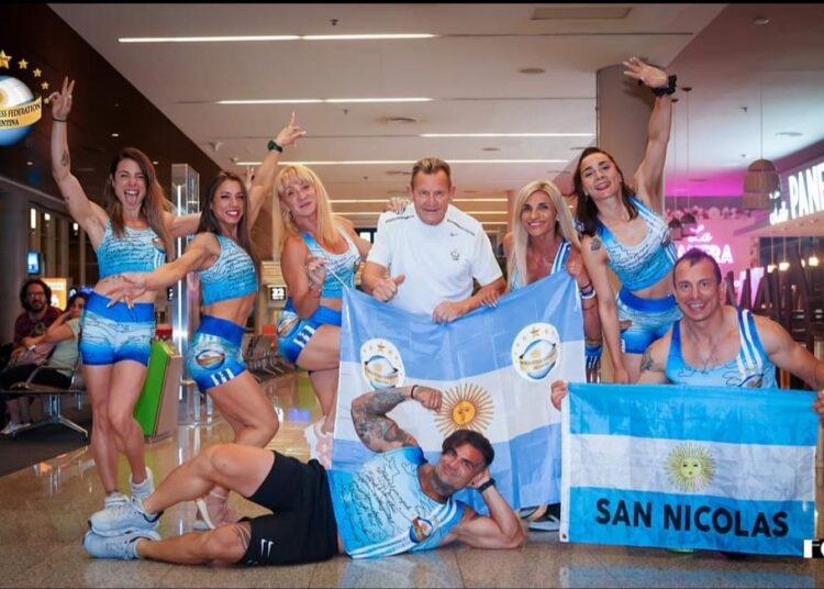 Los nicoleños Matias Mendez y Lautaro Banfi en San Pablo representan a la Argentina el Sudamericano de FISICOCULTURISMO Y FITNESS