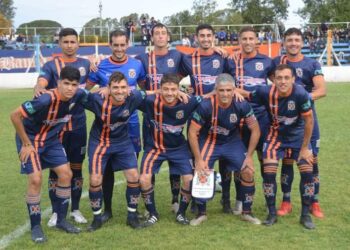 Regatas y un empate ante la Peña Boquense