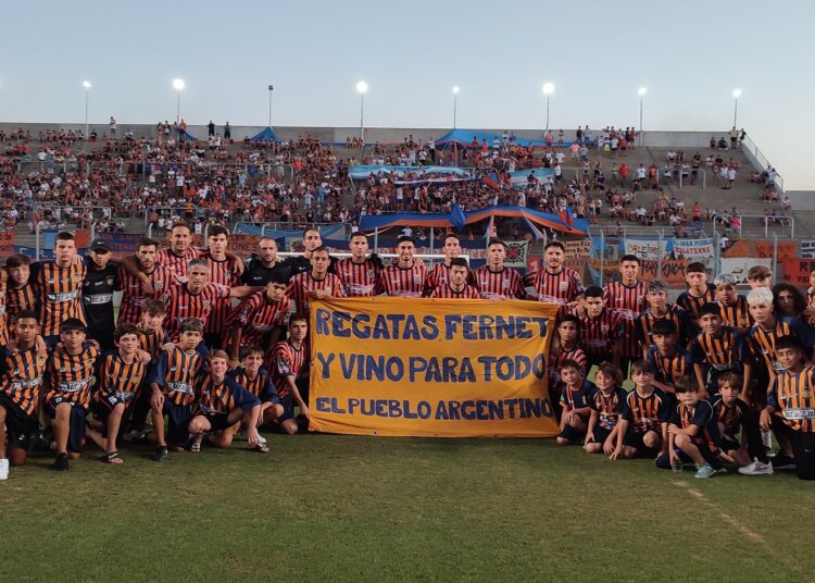 Regatas se consagro campeon de la Copa Nicoleña