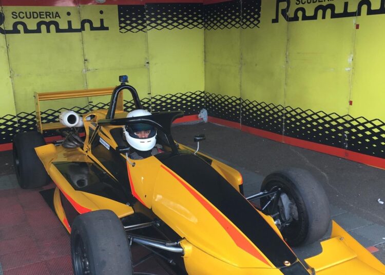 DEBUT EN LA FORMULA para Francisco Aguer