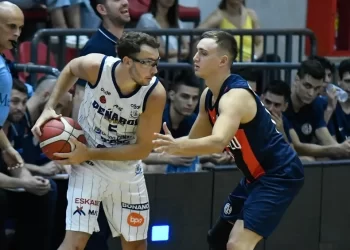 Con Defelippo intratable Peñarol apabullo a San Lorenzo