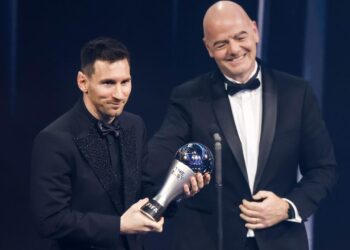 Argentina arrasó con los premios The Best: Messi fue elegido como el mejor jugador del mundo y también fueron galardonados Dibu Martínez y Scaloni