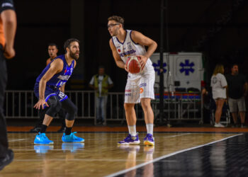 Gran triunfo de Riachuelo sobre Peñarol del nicoleño Defelippo