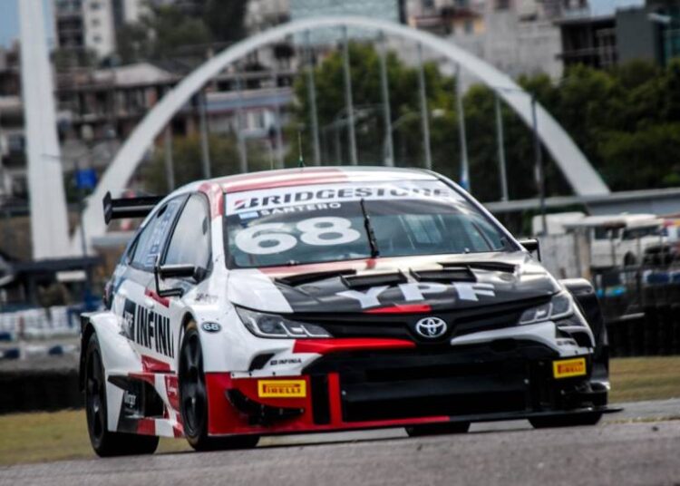 TC2000: Santero lideró el primer ensayo en Buenos Aires