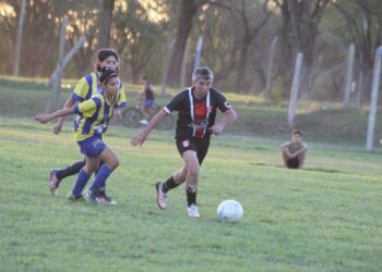 Arranco el futbol femenino