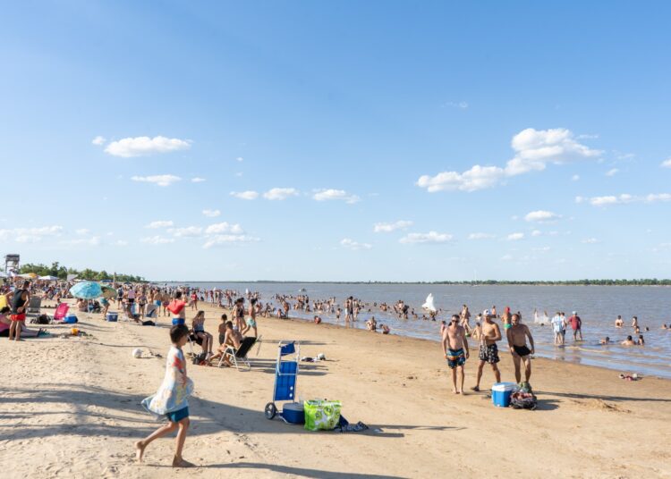 EN MARZO SEGUIMOS DISFRUTANDO DE LAS PLAYAS NICOLEÑAS