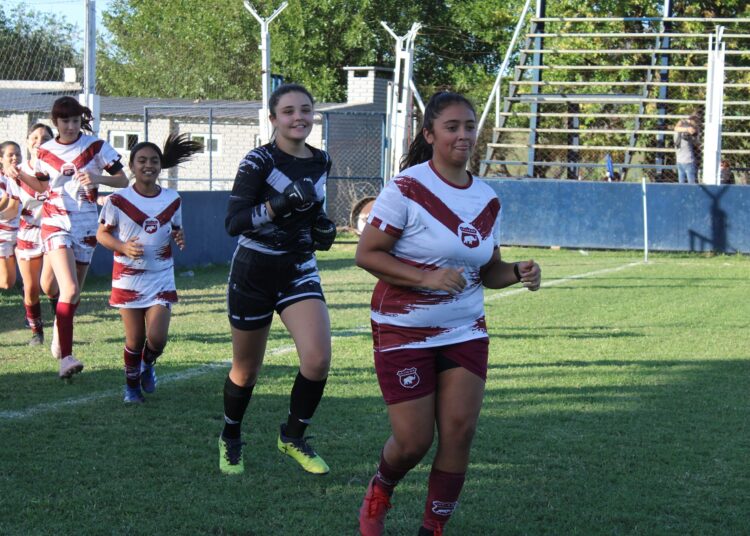Arranco la reserva del futbol femenino