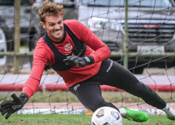 El nicoleño Javier Burrai tiene nuevo equipo, se muda a Mexico para jugar en el Cruz Azul