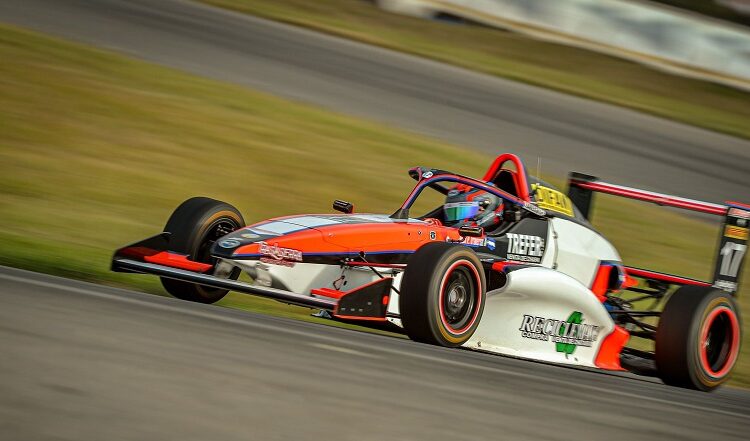 Stang recuperó el liderazgo del torneo y Traverso termino en el quinto lugar este domingo