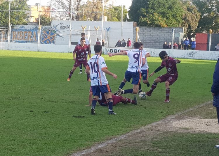 Defensores hizo uso de sus opciones, para quedarse con la victoria