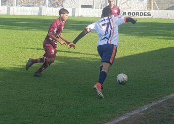 Defensores hizo uso de sus opciones, para quedarse con la victoria