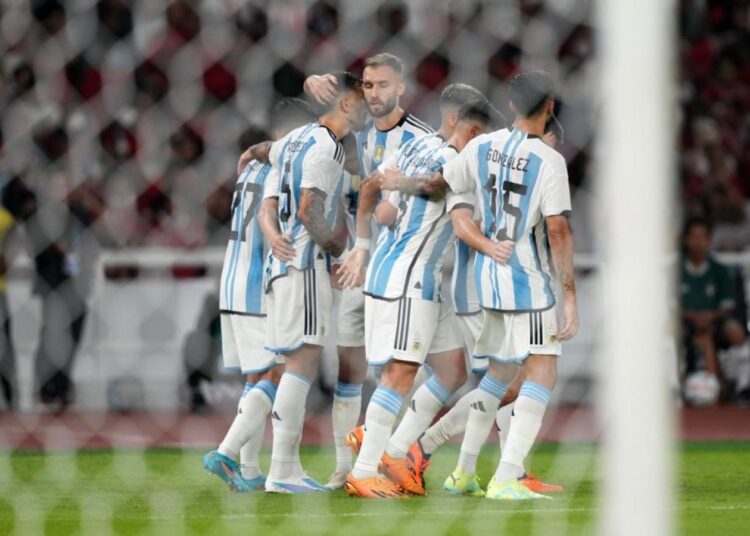 LA SELECCIÓN ARGENTINA CERRÓ LA GIRA CON UN TRIUNFO ANTE INDONESIA