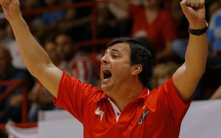 Juan Manuel Córdoba se transformó en el nuevo entrenador de la Selección Chilena de básquetbol