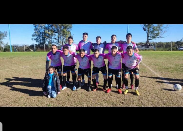 Parana sigue con su invicto en el Jorge Pierani