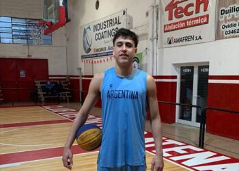 La Jugadora de Regatas, Andrea Rebola y el jugador de Somisa, Geronimo Ramallo en el Panamericano de Sanatiago2023