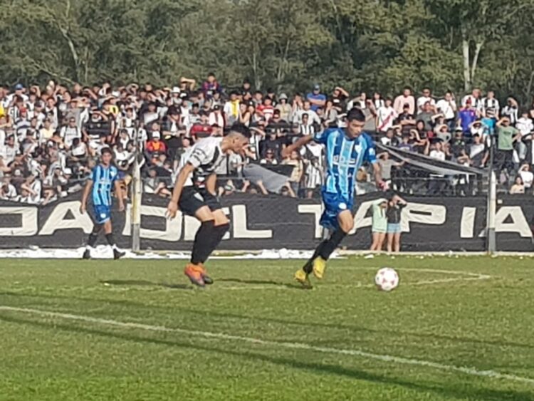 En un empate sin goles, Parana hizo su negocio