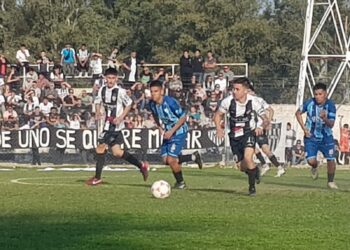 En un empate sin goles, Parana hizo su negocio