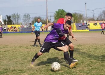 El Fortin y Futbol San Nicolas empataron 1 a 1, donde el viento se robo la tarde