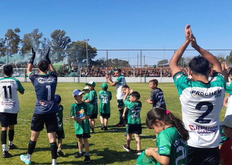 Los Andes se quedo con el clasico de Villa Ramallo