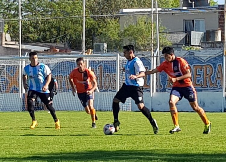 Regatas supo aprovechar sus oportunidades y es segundo