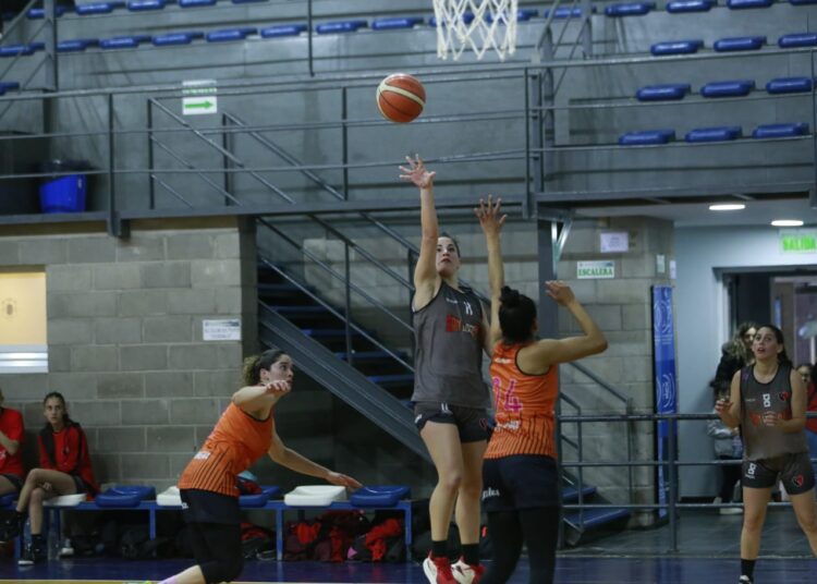 Regatas no pudo en el inicio del Final Four de La Liga Federal Femenina