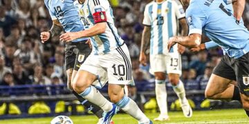 Batacazo en la Bombonera: Argentina cayó ante Uruguay y perdió el invicto
