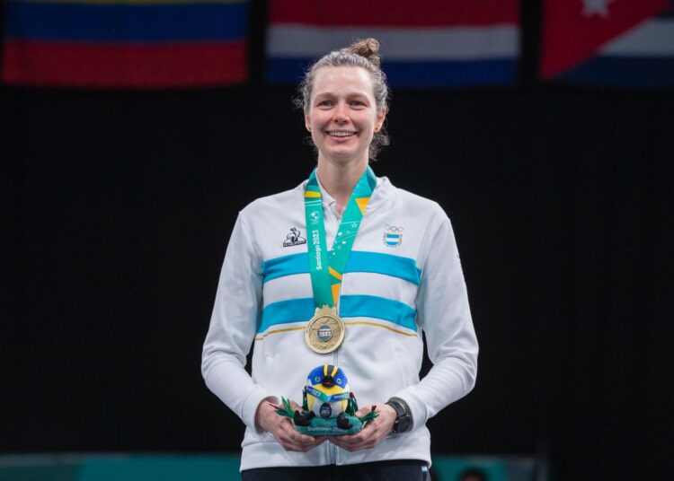 HISTÓRICO: ISABEL DI TELLA CONQUISTÓ LA MEDALLA DE ORO EN ESPADA INDIVIDUAL