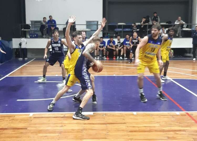 Somisa sufrió, pero se quedó con el primer chico