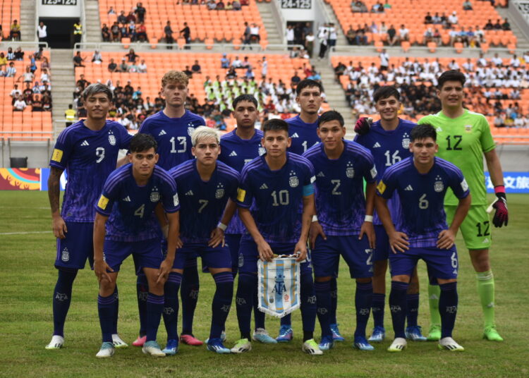 Victoria argentina y clasificación a octavos