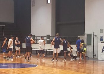 Regatas y Somisa comenzaron la pretemporada