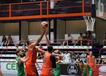 Regatas gano en Rosario su segundo amistoso