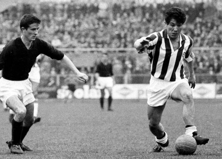 Enrique Omar Sívori: el chico del tren que cumplió su sueño y se inmortalizó en River