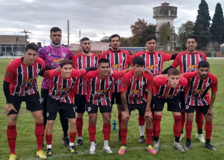 Tras la decima fecha, Doce  sigue liderando el «Pirruco» Podesta