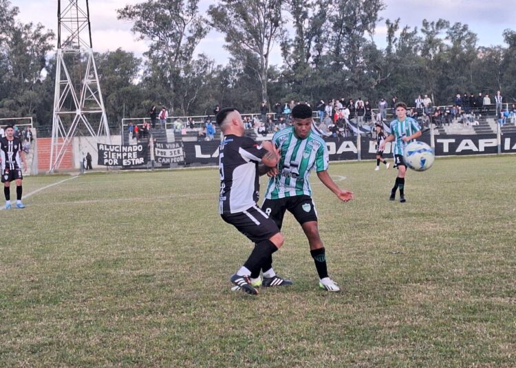 Los Andes afirmó su levantada