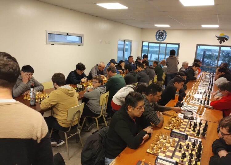 El rosarino Ballari Patricio se quedo con el primer semirapido en la UTN