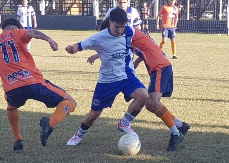 Somisa y Regatas, repartieron puntos en el Barrio