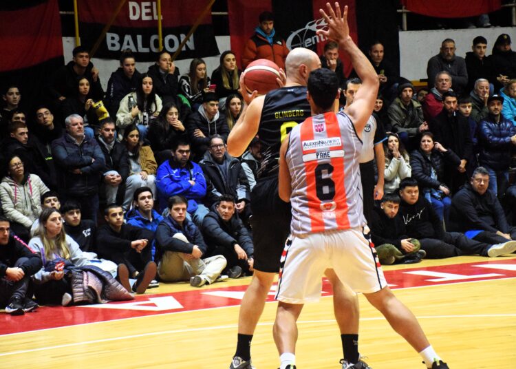 Hoy se define quien es el otro finalista junto a Regatas, El Talar o Central Entrerriano