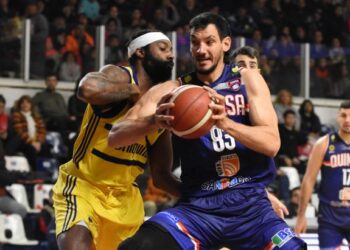 Boca y Defelippo derrotaron a Quimsa y empató la serie que se muda a la «Bombonerita»