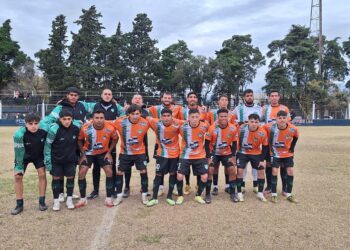 Somisa y Los Andes, a mano en el Barrio