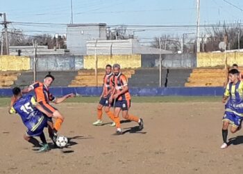 Igualdad entre 12 de Octubre y Regatas