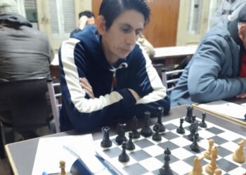 Cristian Virgillito lidera el «Jose Tronchoni» tras realizar tablas ante Luciano Lanza