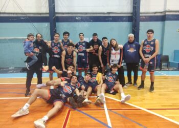 Regatas arranco el cuadrangular de la Liga Federal U21 ganandole a River