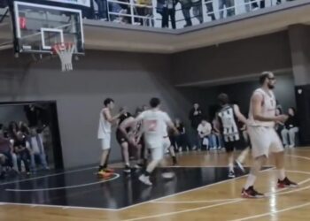 La Emilia no pudo con Independiente de Zárate y cayó 93-78