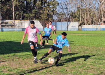 Paraná ganó y es líder de su zona