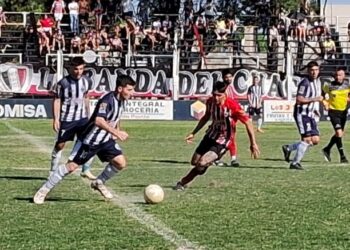 Somisa y Rojo repartieron puntos y goles